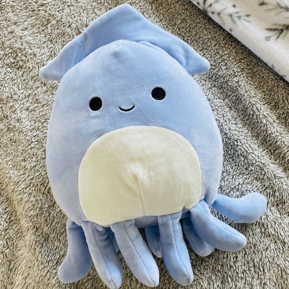 large squid squishmallow